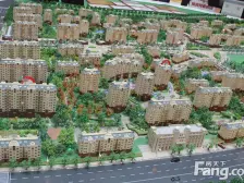 全封闭小区小高中间楼层,精装修拎包即住。