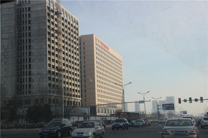 ���������,�޻����ͳǶ��ں�г԰,�к�����,���ͺ��ػ��������㳡