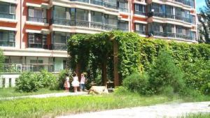 凯源广场武警医院,中间楼层,采光充足