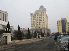 皇冠花园中区 3室1厅 南 北