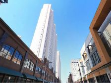 万达华宅三室明厅精装修封闭小区