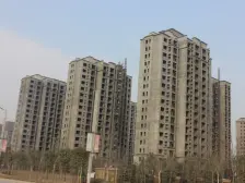 此房地铁口,好楼层,大两房,诚心出售,