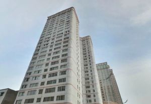 侯家塘正地铁站城中芯贺龙对面出行便利