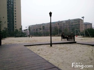 高绿化品质小区,拎包入住,业主自住精装三房