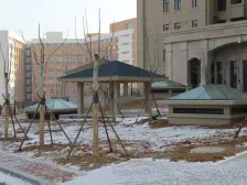 近万达 锦辉 两室装修保持好 业主诚心出售 看房子方便