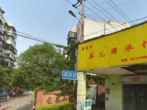 中间楼层采光好双气小区能贷款,看房提前预约