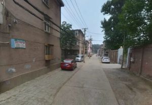 小高楼房,总高三层。双阳户型,格局没有变动