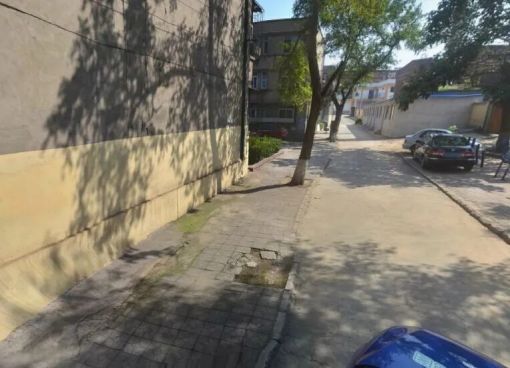  ��������4��2��1���ϱ�����1800.00Ԫ/�³��� 