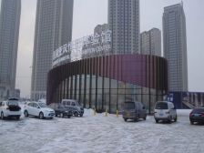 群力银泰城毛坯全天采光视野开阔车位充足