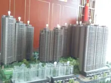 地铁口 精装修四房 拎包住 好楼层 视野采光很棒 诚售