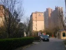 电梯洋房 次顶楼 毛坯随意装修