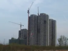 吉地澜花语洋房一楼带院,带地下室,精装修,价格可谈