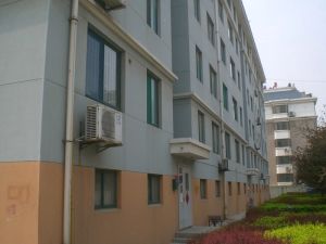 多层二楼客厅有窗户很好的小区政府广场西位置好
