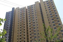 宜居嘉园两大室毛坯房,采光充足,出行方便