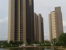 新里城,精装两房,位置安静,业主诚心出售,随时看