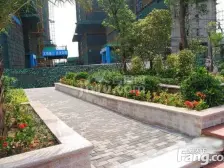 新里城二期 高层四房 南北对流 景观好 业主诚售