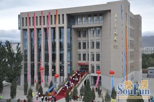 ���ͺ�������ѧԺ