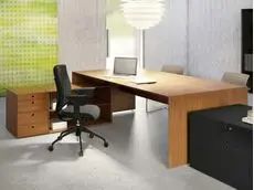 办公室风水学问大！办公桌摆放影响气运，升职加薪有讲究？