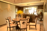 空中墅王的样板间餐厅，中西厨设计，与家人尽享美味。