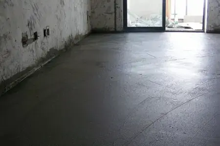 水泥地面如何处理 水泥地面不平如何解决 手机房天下知识